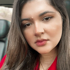 Meet your Posher, Beatriz